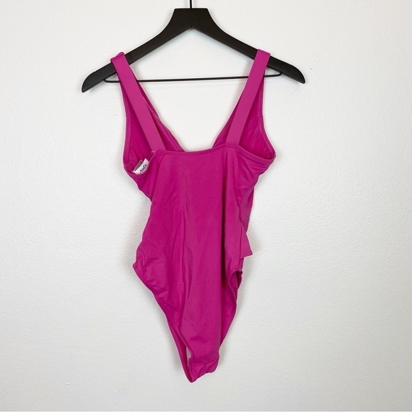 Andie The Capri One Piece in Orchid - Picture 3 of 5